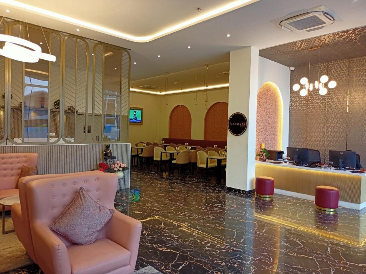 Grand Continent Hotel Gachibowli Near Us Consulate Exterior foto